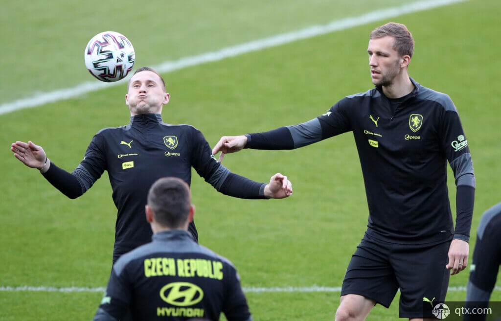 不断完备自 不断完备自