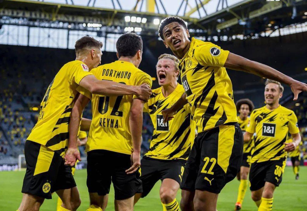 阿克和德布 阿克和德布