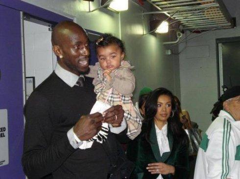 付出了巨大 付出了巨大